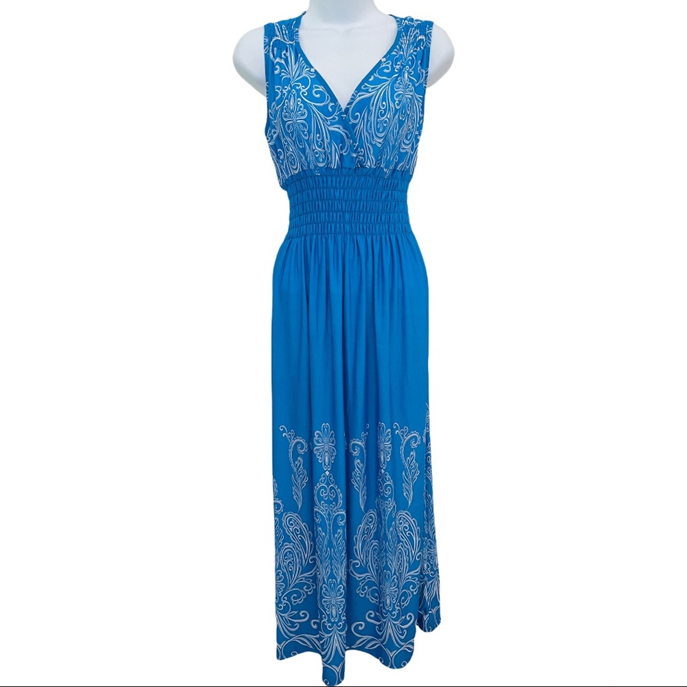Summer NWT Dress Sleeveless Surplice Smock Waist Sleeveless Maxi Blue White S